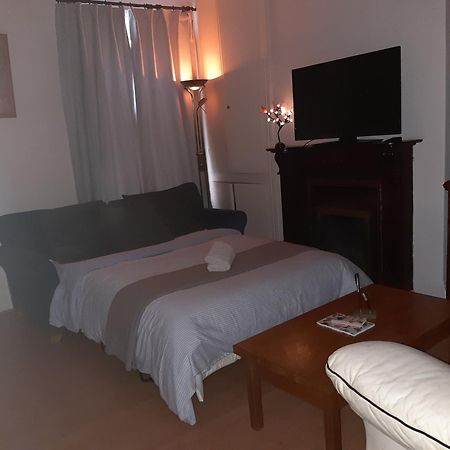 Phoenix Nights Guest House Barrow-in-Furness Bagian luar foto