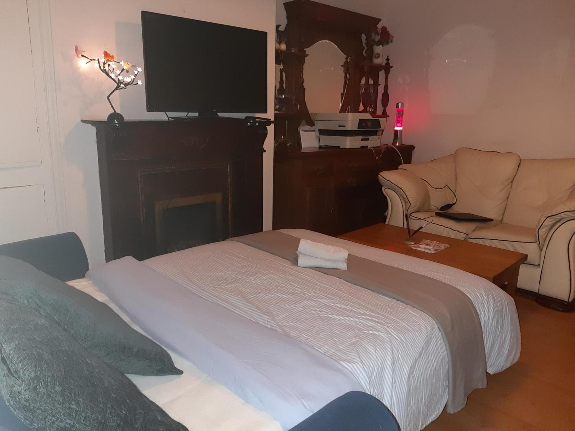 Phoenix Nights Guest House Barrow-in-Furness Bagian luar foto