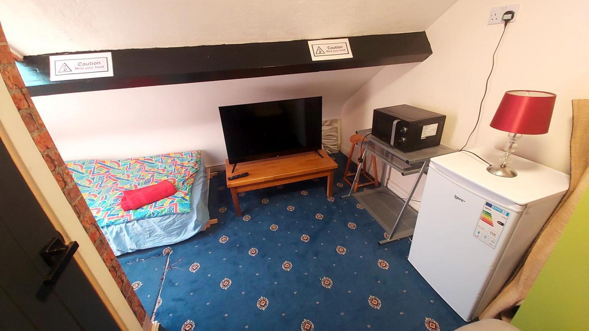 Phoenix Nights Guest House Barrow-in-Furness Bagian luar foto
